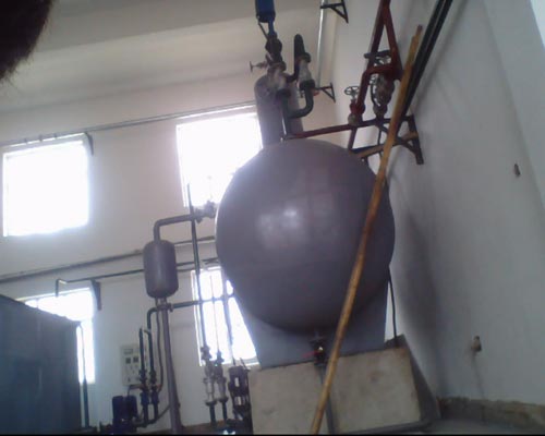 山東蓬萊諾康藥業(yè) 現(xiàn)代化工業(yè)設(shè)備驅(qū)動(dòng)高質(zhì)量藥品生產(chǎn)